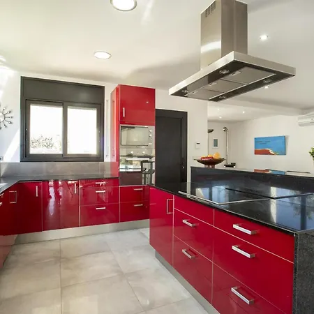 Feriehus Casa Con Piscina, 5 Dormitorios, Cerca De La Playa Y Centro - Hisp-288-49