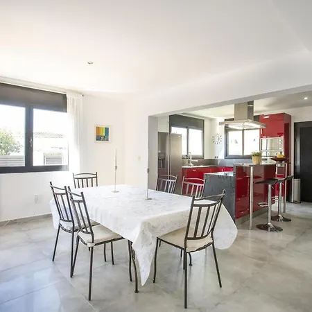 Casa Con Piscina, 5 Dormitorios, Cerca De La Playa Y Centro - Hisp-288-49 Semesterbostad