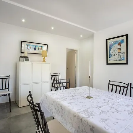 Casa Con Piscina, 5 Dormitorios, Cerca De La Playa Y Centro - Hisp-288-49 Feriehus *