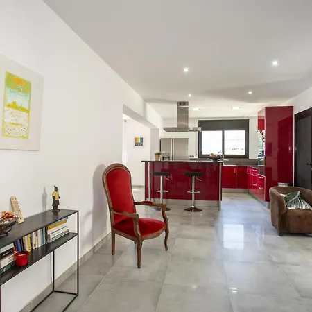 Casa Con Piscina, 5 Dormitorios, Cerca De La Playa Y Centro - Hisp-288-49