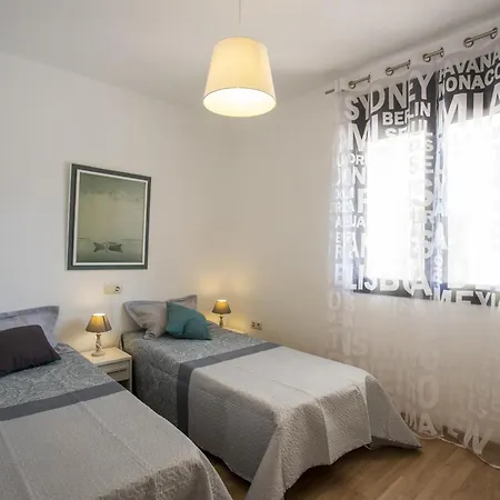 Feriehus Casa Con Piscina, 5 Dormitorios, Cerca De La Playa Y Centro - Hisp-288-49 Empuriabrava