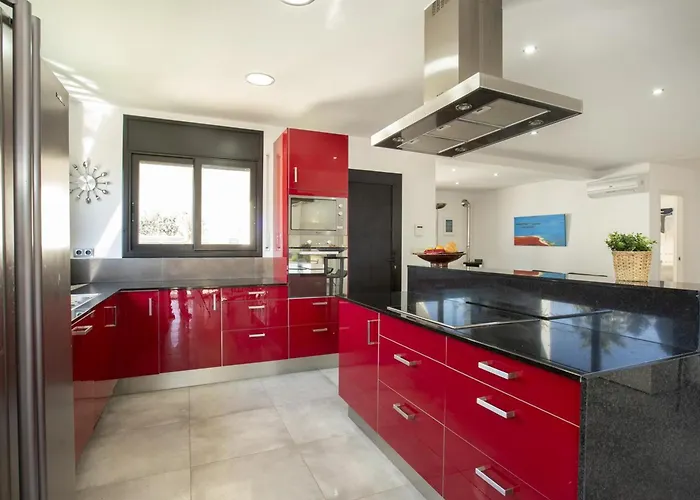 Prázdninový dům Casa Con Piscina, 5 Dormitorios, Cerca De La Playa Y Centro - Hisp-288-49