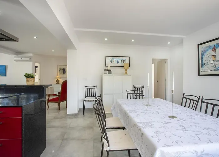 Prázdninový dům Casa Con Piscina, 5 Dormitorios, Cerca De La Playa Y Centro - Hisp-288-49